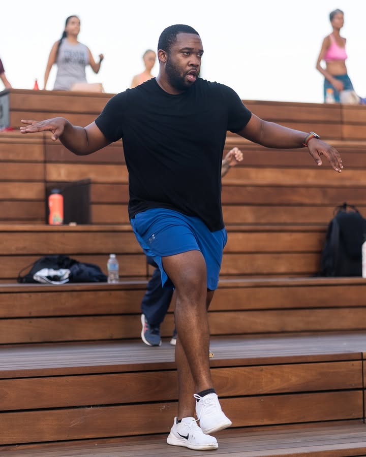 NavyPier's tweet photo. Sweat it out at Rush Hour Cardio with Diane and wind it down at Sunset Yoga with Robert! Enjoy FREE fitness classes every Tuesday now-September 1 at the City Stage in Polk Bros Park. 💃🧘‍♂️ https://t.co/YrZHMTlDCo https://t.co/l5J21MjexN