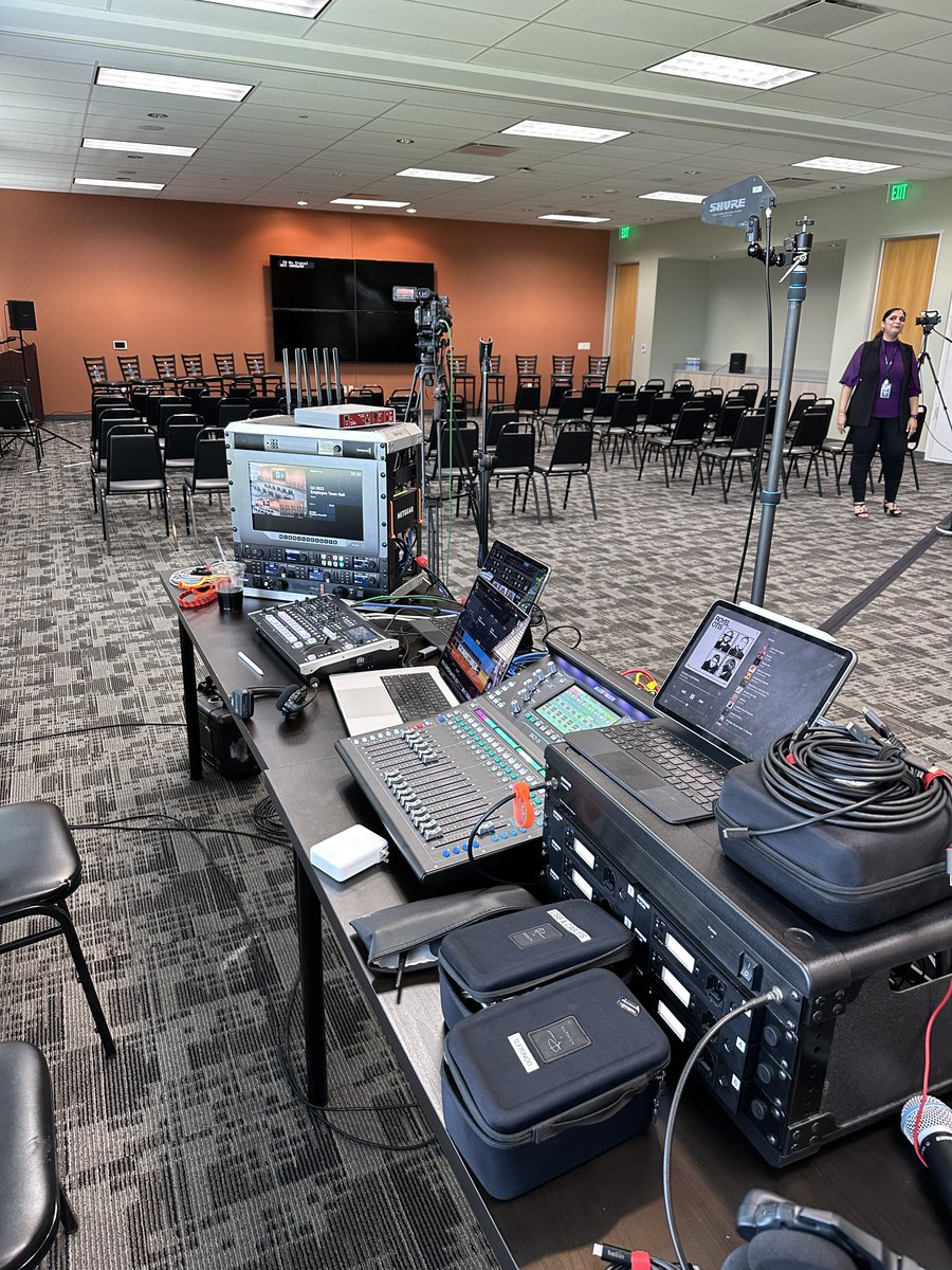 DFW LiveStream tweet media
