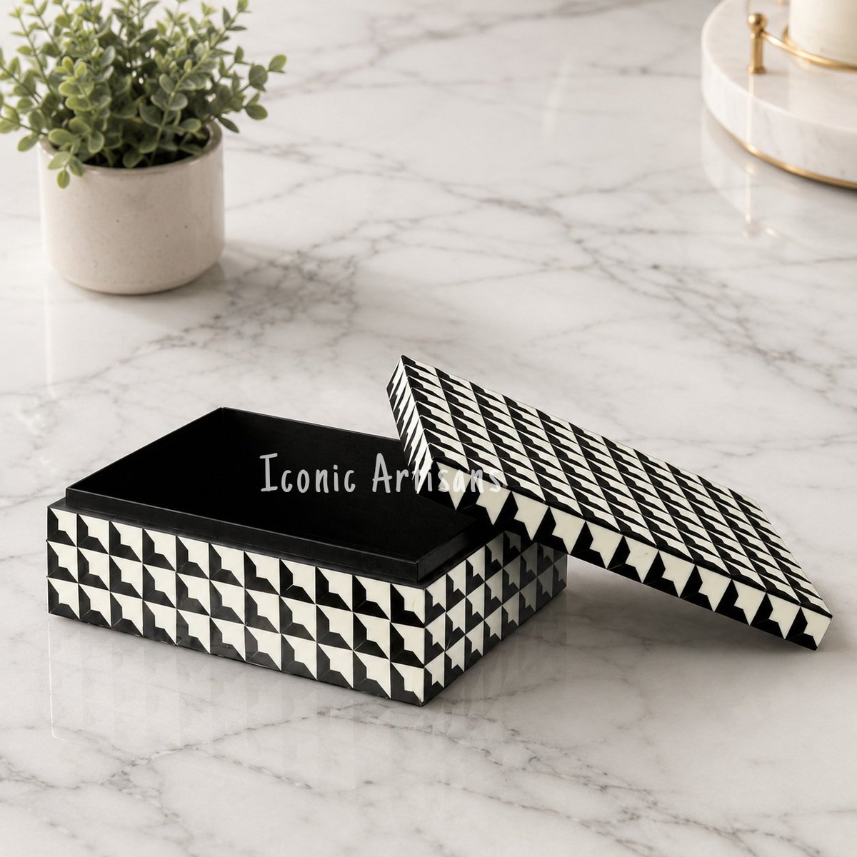iconicartisans's tweet photo. Add a touch of elegance to your home with our handcrafted Decorative Resin Inlay Box. Featuring a striking geometric design and premium craftsmanship, it's perfect for storing jewelry, keepsakes, watches
#inlaycollection 
#resininlaybox 
#decorativeboxes 
#inlayboxes 
#homedecor https://t.co/Wk6Hc8MpLi
