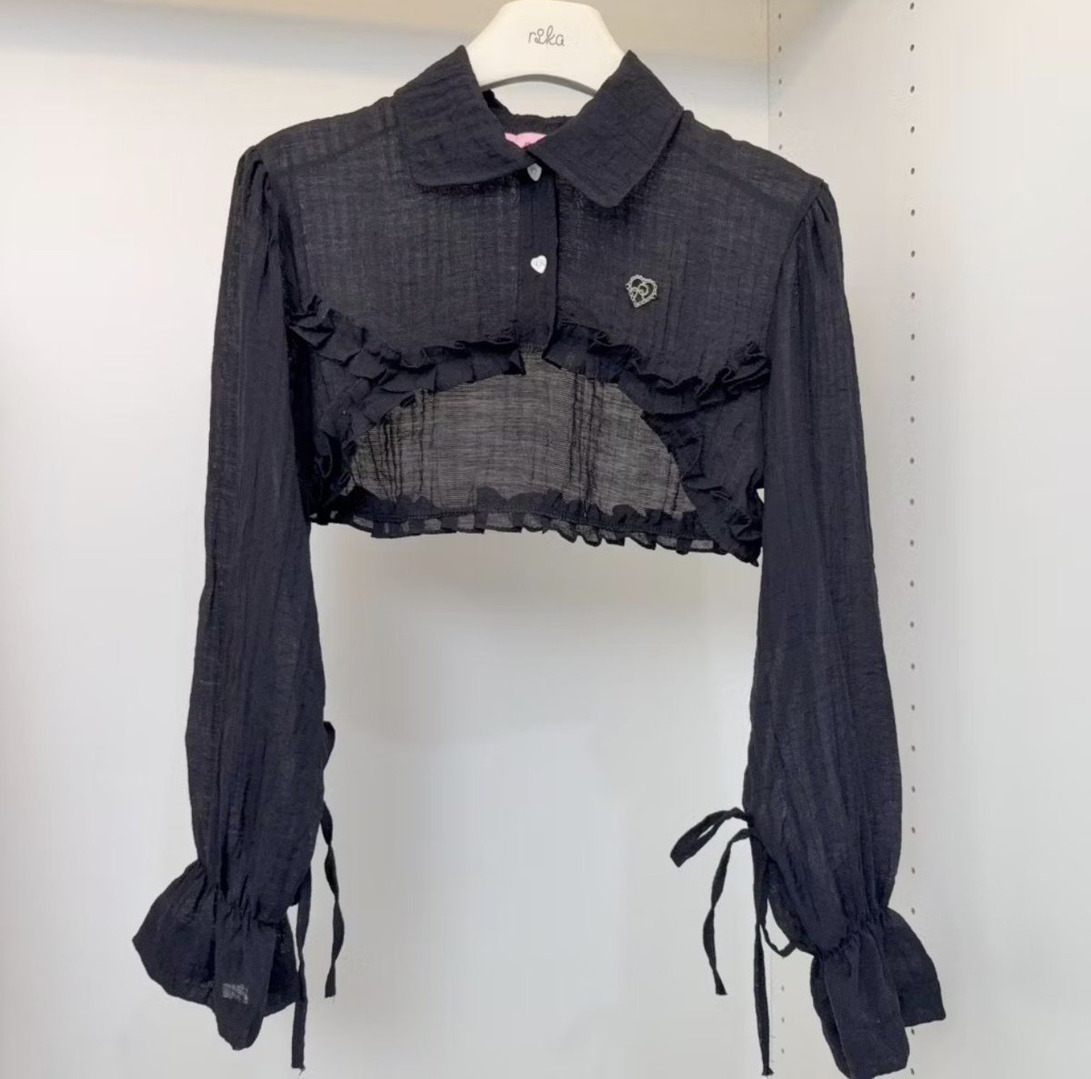 bgziix's tweet photo. RIKA เสื้อคลุมโลลิตา
สีดำ อก 37-44
เคยลองใส่ครั้งเดียวค่ะ ป้ายยังอยู่ครบ
🌟 100 รวมส่ง
สอบถามหรือขอดูรูปเพิ่มเติม dm ได้เลยค่ะ
#ส่งต่อเสื้อผ้า #เสื้อผ้ามือสอง #เสื้อผ้ามือสองสภาพดี #เสื้อผ้ามือสองราคาถูก #เสื้อผ้าสาวอวบ #ส่งต่อเสื้อผ้าสาวอวบ #เสื้อผ้ามือ2 https://t.co/aHDN9CurX8