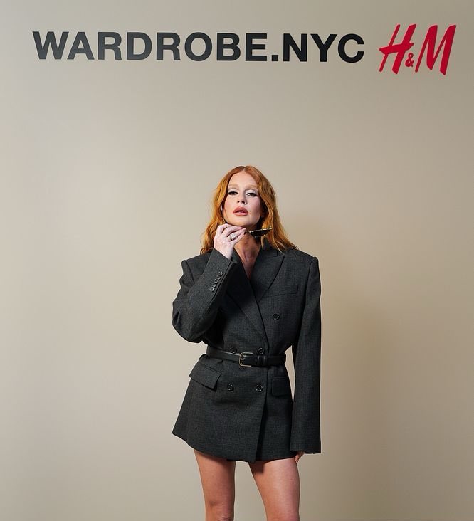 mrbupdates's tweet photo. Marina Ruy Barbosa no evento da Wardrobe. NYC e da H&amp;M, em Paris. https://t.co/tkZrC5INPR