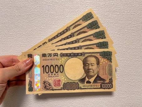 itikami83's tweet photo. 素朴な質問です

副業で月5万も稼げてない人いるの？ https://t.co/mW6pc4bXEa