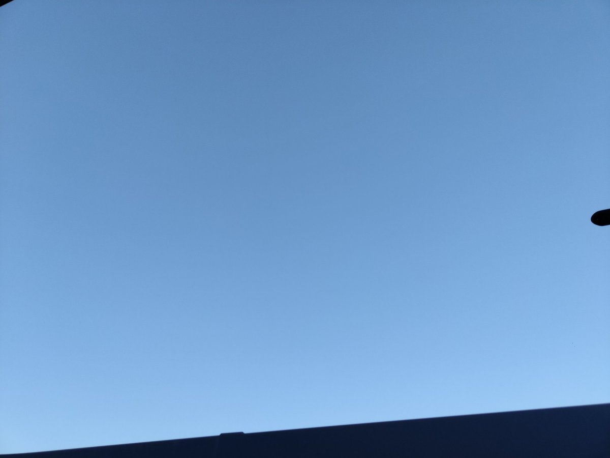 utut_uchan's tweet photo. おはようございます´ω`)ﾉ
朝は涼しいね

 #いまそら
 #イマソラ
 #ファインダー越しの私の世界 https://t.co/Te2RDPhLBO
