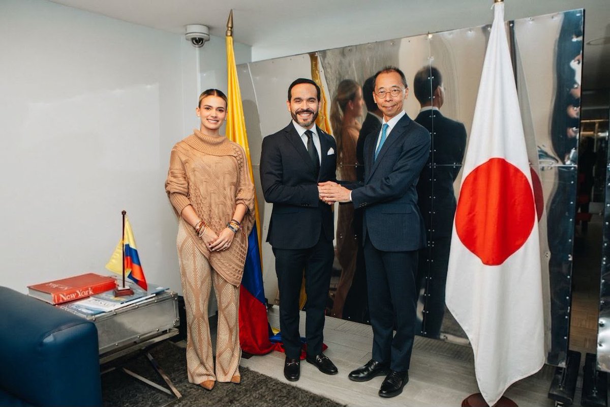 UltimaHoraCR's tweet photo. #Política | Tras una reunión entre el presidente electo Abelardo de la Espriella y el embajador de Japón Shimizu Toru, el gobierno entrante arrancará negociaciones para firmar el Acuerdo de Asociación Económica entre Colombia y Japón.

Además, a partir del 7 de agosto confirmarán la participación de Colombia en la International Horticultural Expo 2027 (GREEN×EXPO 2027), en Yokohama.

Vía @laurad_duarte
https://t.co/v2vIVVHFXe