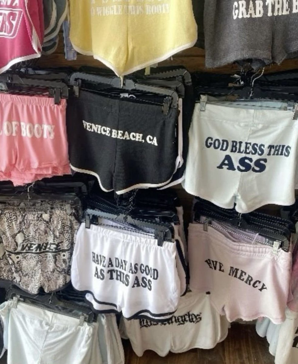 ManifestHerGlow's tweet photo. 🔥 Booty shorts so savage they need their own zip code 😂 https://t.co/Ei8dm436cX