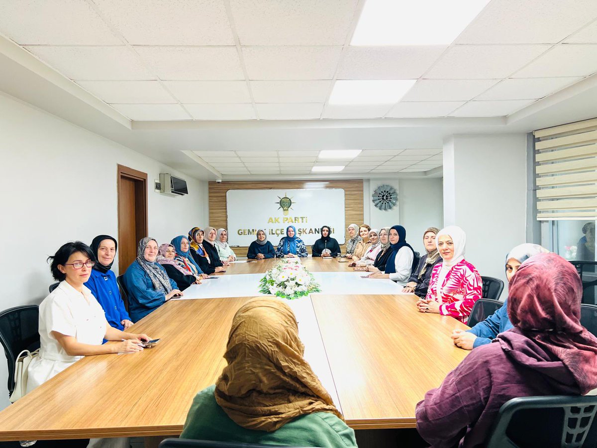 akkadingemlik's tweet photo. Başkanvekilimiz Hatice Barutçuoğlu başkanlığında,Koordinatörümüzün katılımıyla Haftalık Olağan Yönetim Kurulu Toplantımızı gerçekleştirdik. https://t.co/VVedvAmzEv