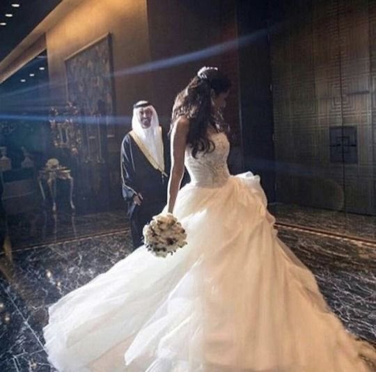 Jd0ysmb's tweet photo. Khaleeji wedding 🥂🌟 https://t.co/Keaacr1N9Z