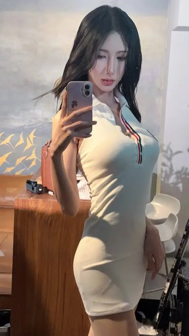 Sueschamber's tweet photo. 活力少女，太值了Yummy707最新定制福利:全裸热舞反差拉满，连续挑艳香逗撩人

合集：
https://t.co/uG4VMygXtR https://t.co/pegaiLET2y