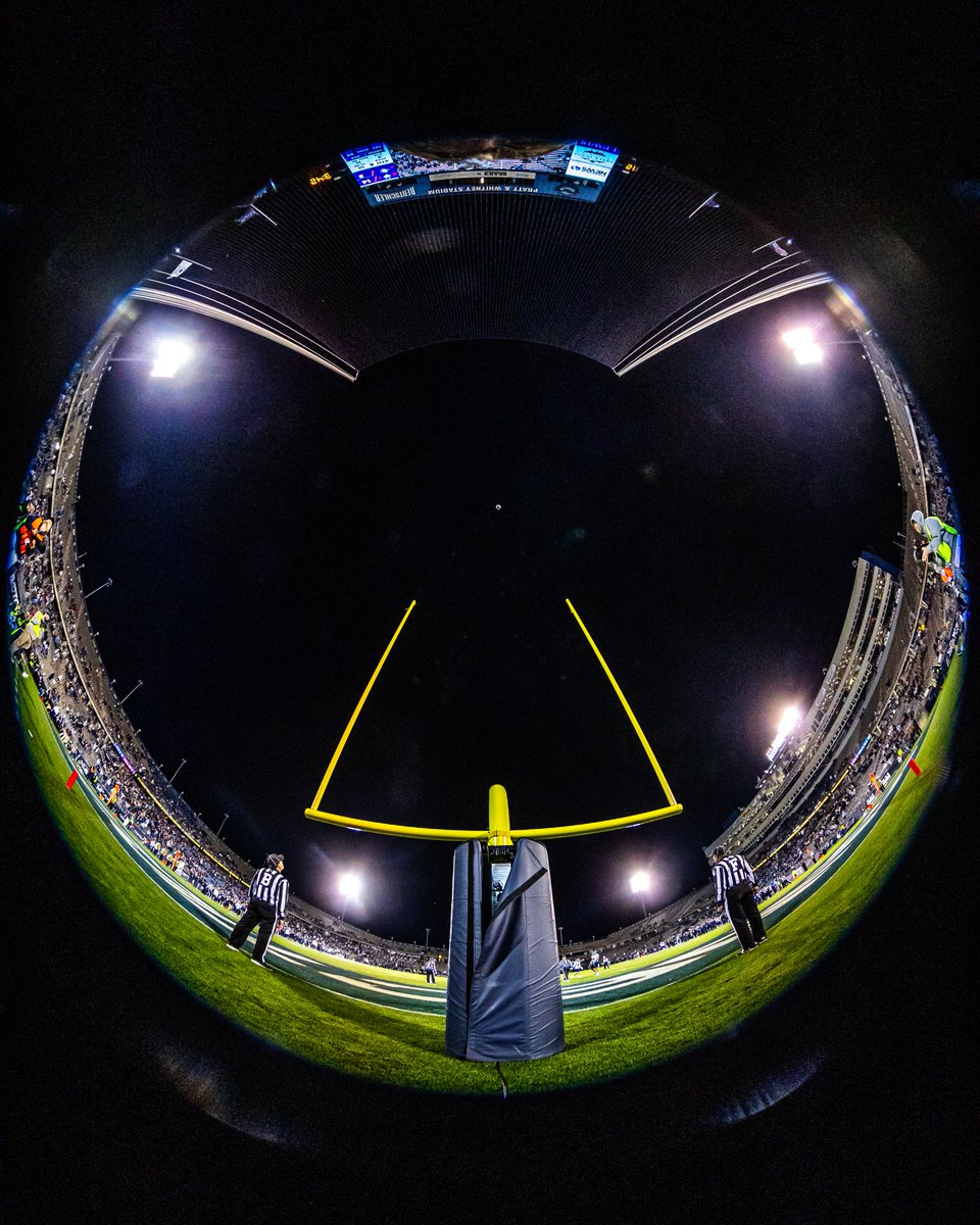 UConnHuskies's tweet photo. Football season is just around the corner! 🏈 👀

Get season tickets now at https://t.co/GKYlmfMQ9x https://t.co/NGf8MavuL4