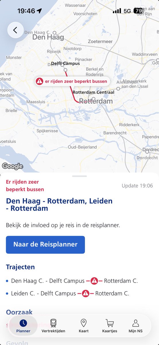SplitBrainz's tweet photo. Achterlijk stel onbekwame idioten, #NS en #ProRail maken er een complete zooi van. Verkeerde informatie in de app en het station en onderweg krijg je te horen dat de trein niet verder dan Rotterdam. Ik vervloek de #NS, ik vervloek #Koolmees, onbekwame vette zak stront https://t.co/8hJ22X20Gj