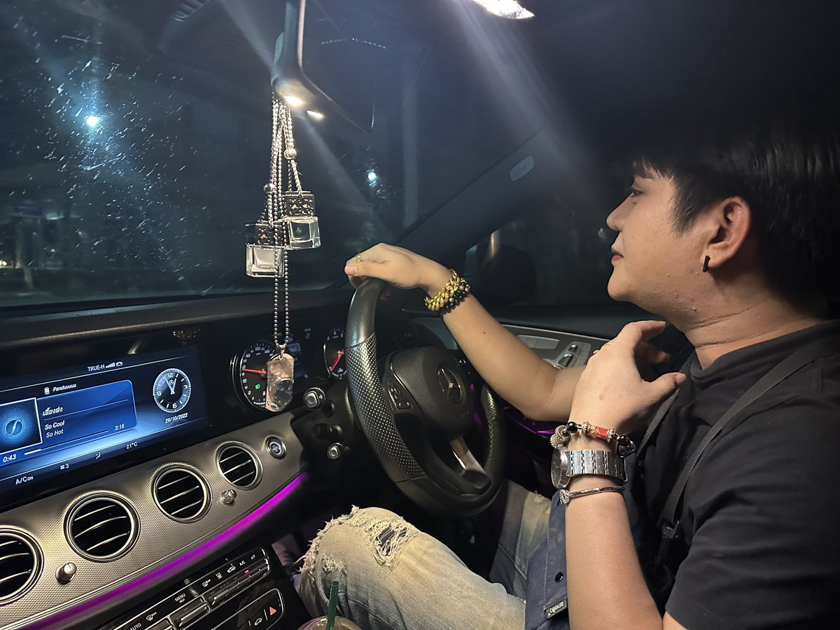 Ntk01Tan37737's tweet photo. #ชัยภูมิ #ชัยภูมิในเมือง #มารักกัน #รักทุกคน มาจุ้บเค้าม่ะ🥰😍 https://t.co/oMzzWIrOqW