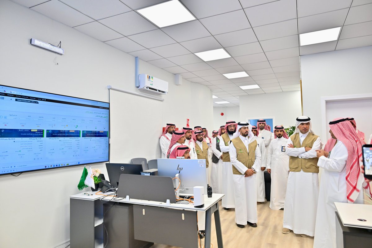 majedhogail's tweet photo. في #الباحة.. كل مشروع يفتح بابًا لمستقبل أجمل ..

اليوم دشّنا مشاريع تنموية تتجاوز 1.67 مليار ريال، تعزز السياحة، وتجذب الاستثمار، وتولد فرص العمل، وترتقي برفاهية المجتمع، وتلبي تطلعات سكان المنطقة وزوّارها ..

حين تُبنى المدن بعناية.. يزدهر الإنسان أولًا 🇸🇦 https://t.co/9N15VYpI28