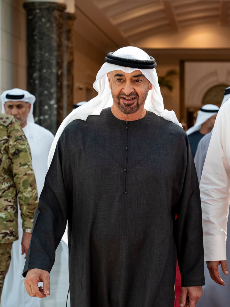 MBZ_MOMENTS's tweet photo. #UAEPresident departs from Kuwait

#رئيس_الدولة يغادر الكويت

@MBZ_Moments https://t.co/IF4Eif0obG