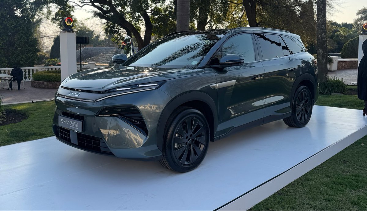 khuleonwheels's tweet photo. We’re out at Summer Place in Hyde Park for the BYD Finance Launch.

As South Africa’s transition to electric vehicles gains momentum, industry leaders are unpacking what’s next for new energy mobility, addressing barriers to EV adoption, and exploring how to build a stronger financing ecosystem.

The discussion also highlights the partnership between BYD and Absa, as well as the commercial offerings designed to make new energy vehicles more accessible to South Africans.

#BYDSA #BYDFinance #BuildYourDreams