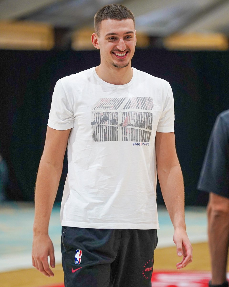 MiamiHEAT's tweet photo. Nikoooo 🫡 https://t.co/MNjTHNM3Xs
