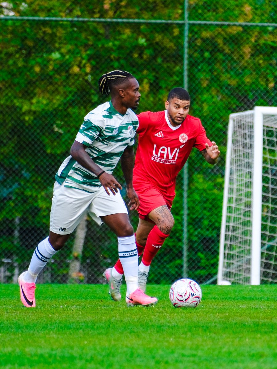 BursasporSk's tweet photo. Antrenman Maçı: Bursaspor 1-1 Batman Petrol Spor https://t.co/8opjm4wEZS