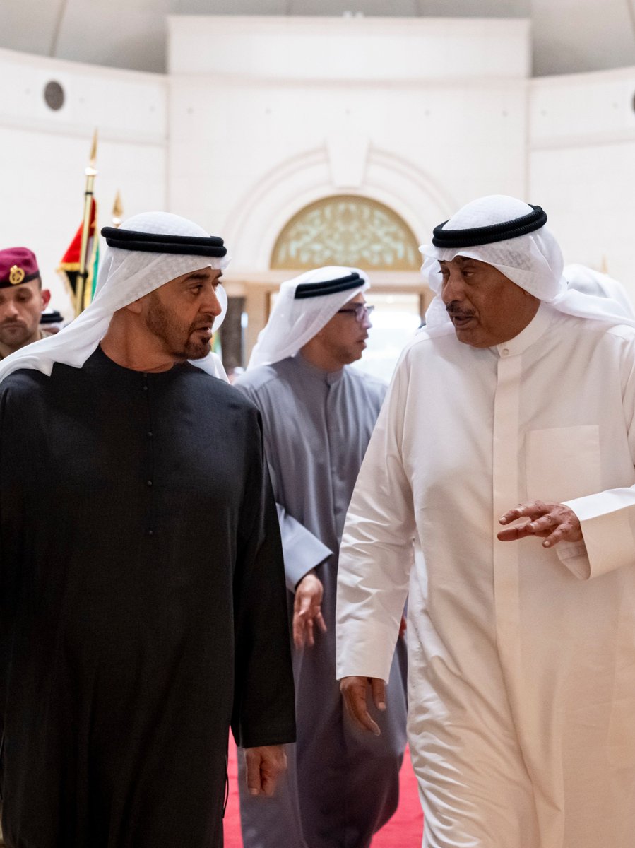 MBZ_MOMENTS's tweet photo. #UAEPresident departs from Kuwait

#رئيس_الدولة يغادر الكويت

@MBZ_Moments https://t.co/3vT8KUnRMO