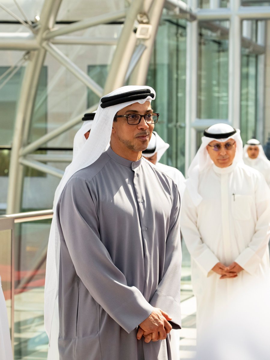 MBZ_MOMENTS's tweet photo. #UAEPresident departs from Kuwait

#رئيس_الدولة يغادر الكويت

@MBZ_Moments https://t.co/G0PGQLONn0