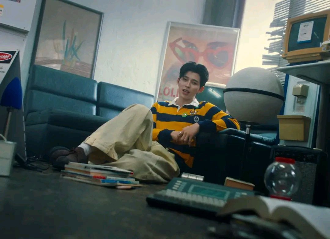 Narawins_BO's tweet photo. La voz de Pond siempre nos ilumina y nos llena de energia. 

PONDPHUWIN YOUWITHME MV
#YouwithMeMV https://t.co/pqqdpEbFLU