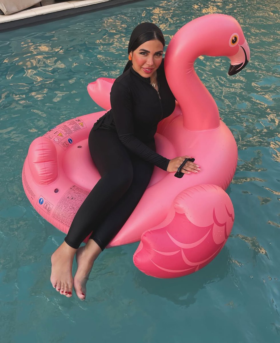 arabbitch0's tweet photo. بطه راكبه بطه 🔥🔥🔥 https://t.co/qdPhbINHns