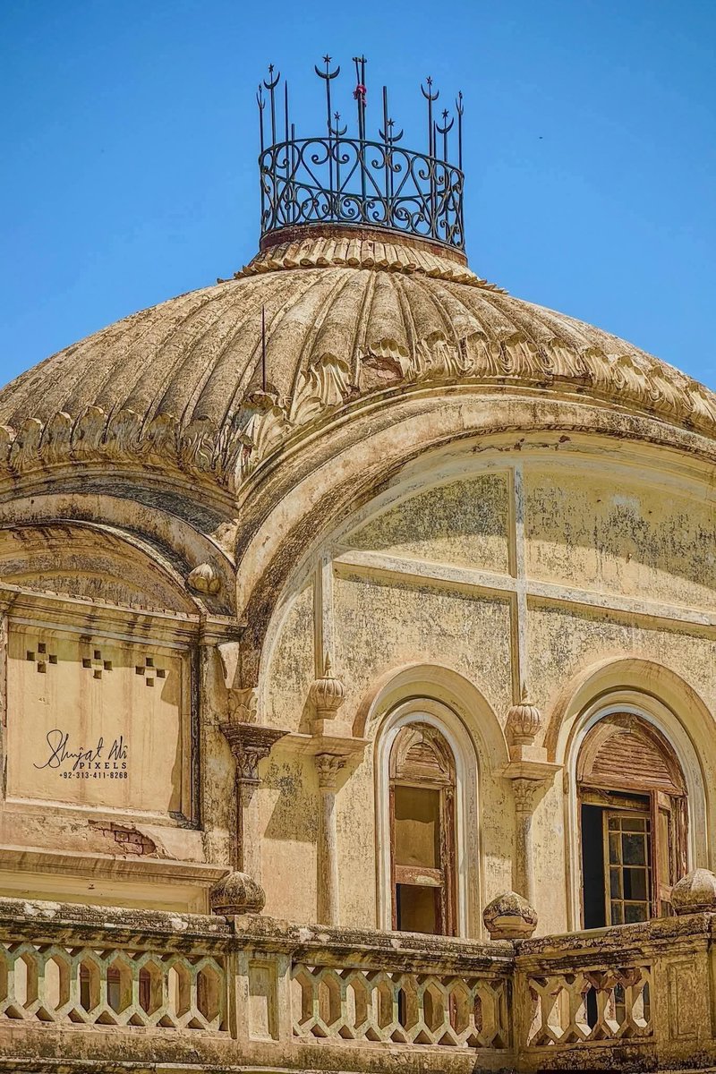 iTanveerHasnain's tweet photo. Daulat Khana Mahal (1881) Bahawalpur, Saraiki Wasaib. https://t.co/MjI3FIyZ9y