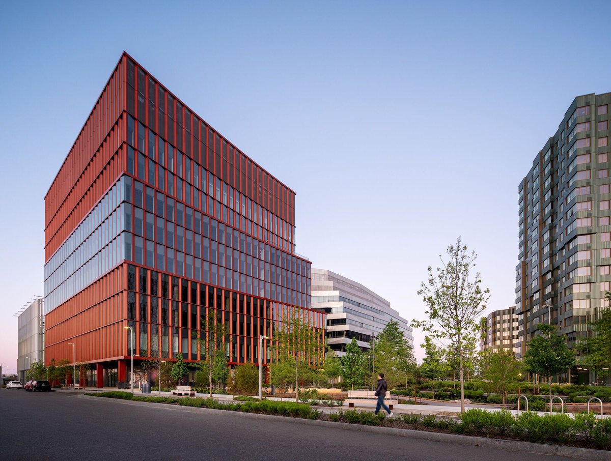 Archello tweet picture