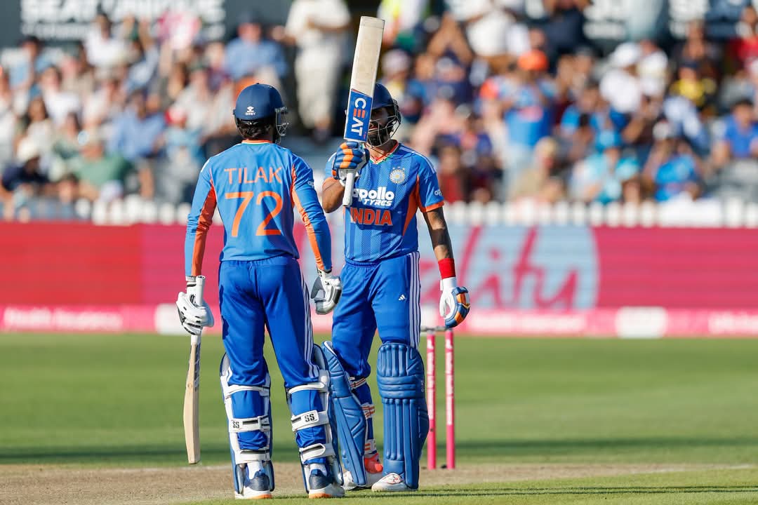 Adarsh_Jha_07's tweet photo. He's the only one performing in this series, yet he's the one getting all the blame while the other 10 players are doing nothing. Shreyas Iyer is truly leading from the front.🔥🔥
#ShreyasIyer #INDvsENG https://t.co/Oe2G7WX4VR