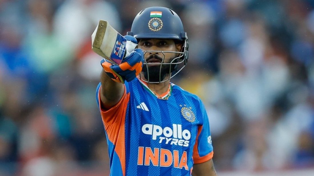 mufaddal_vohra's tweet photo. A TOP INNINGS FROM CAPTAIN SHREYAS IYER. 

- 80* (49) with 4 fours and 5 sixes. A lone warrior knock by Iyer. He played like a leader for India. 🇮🇳 https://t.co/Y1YayPwEZZ