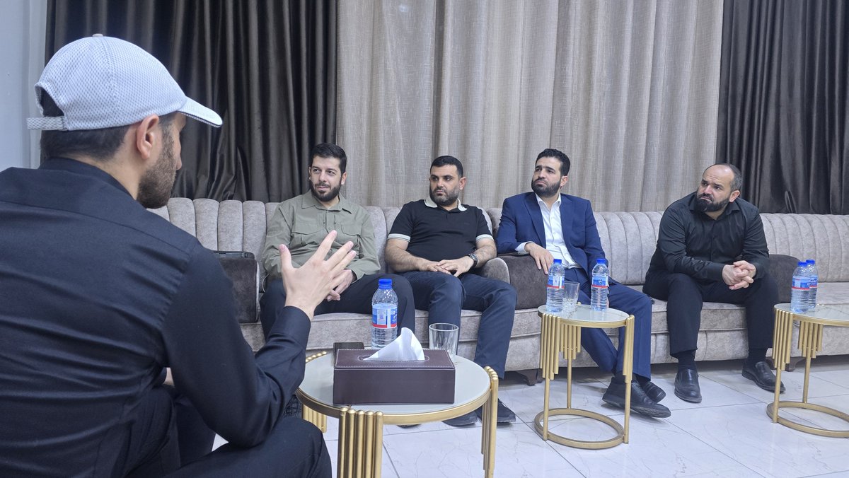 Anas_Khattab_sy's tweet photo. الخلية المسؤولة عن التفجيرات الإرهابية التي استهدفت دمشق قبل يومين باتت في قبضتنا.

وعقب استكمال التحقيقات، سنكشف للرأي العام هوية أفراد الخلية، وأدوارهم، وكامل ارتباطاتهم. https://t.co/6aIRdPxvZJ