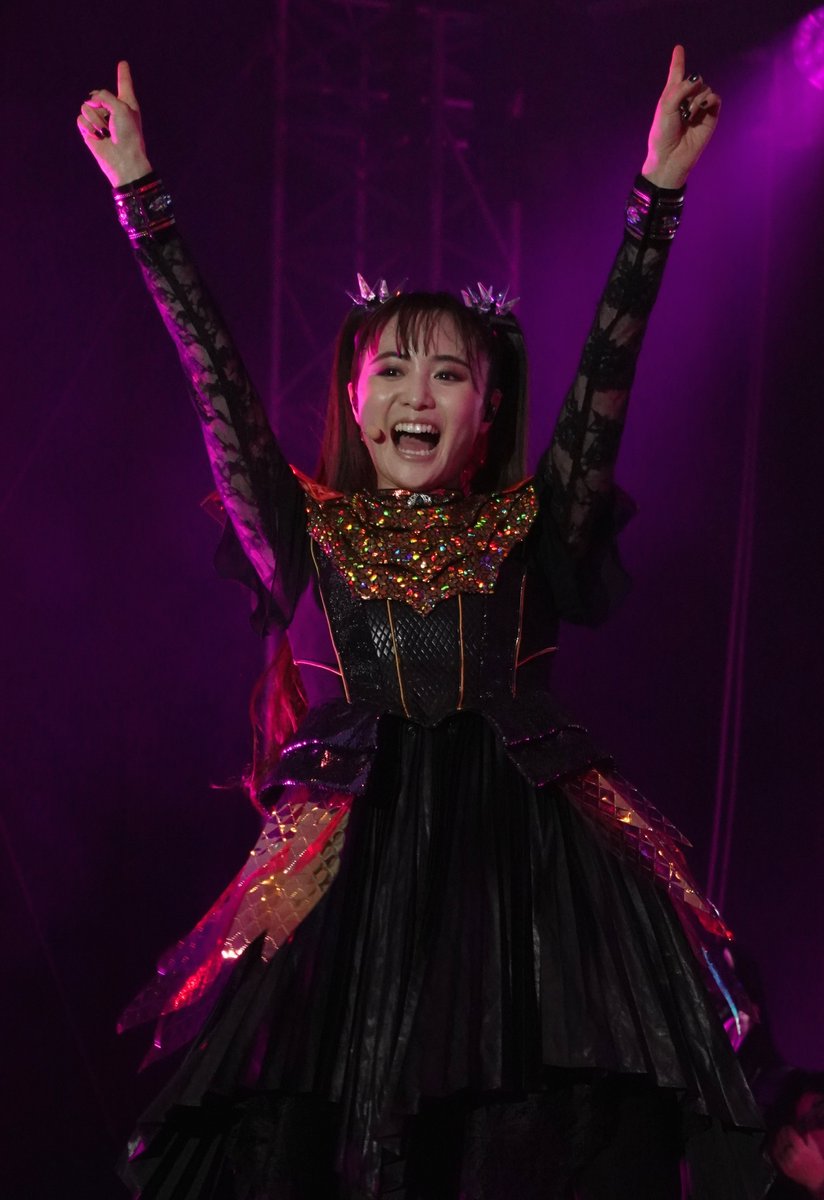 dufudufutk's tweet photo. KxAxWxAxIxI

とりあえずツアー最初の公演から順に整理していこうかと。

#BABYMETAL
#Kufstein https://t.co/tXVwkxsR2b