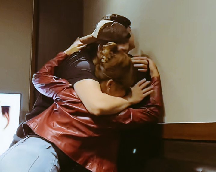 litesgf_'s tweet photo. POCHERO FAM😛 (thanks eli😚) https://t.co/VFNdUzd5dG