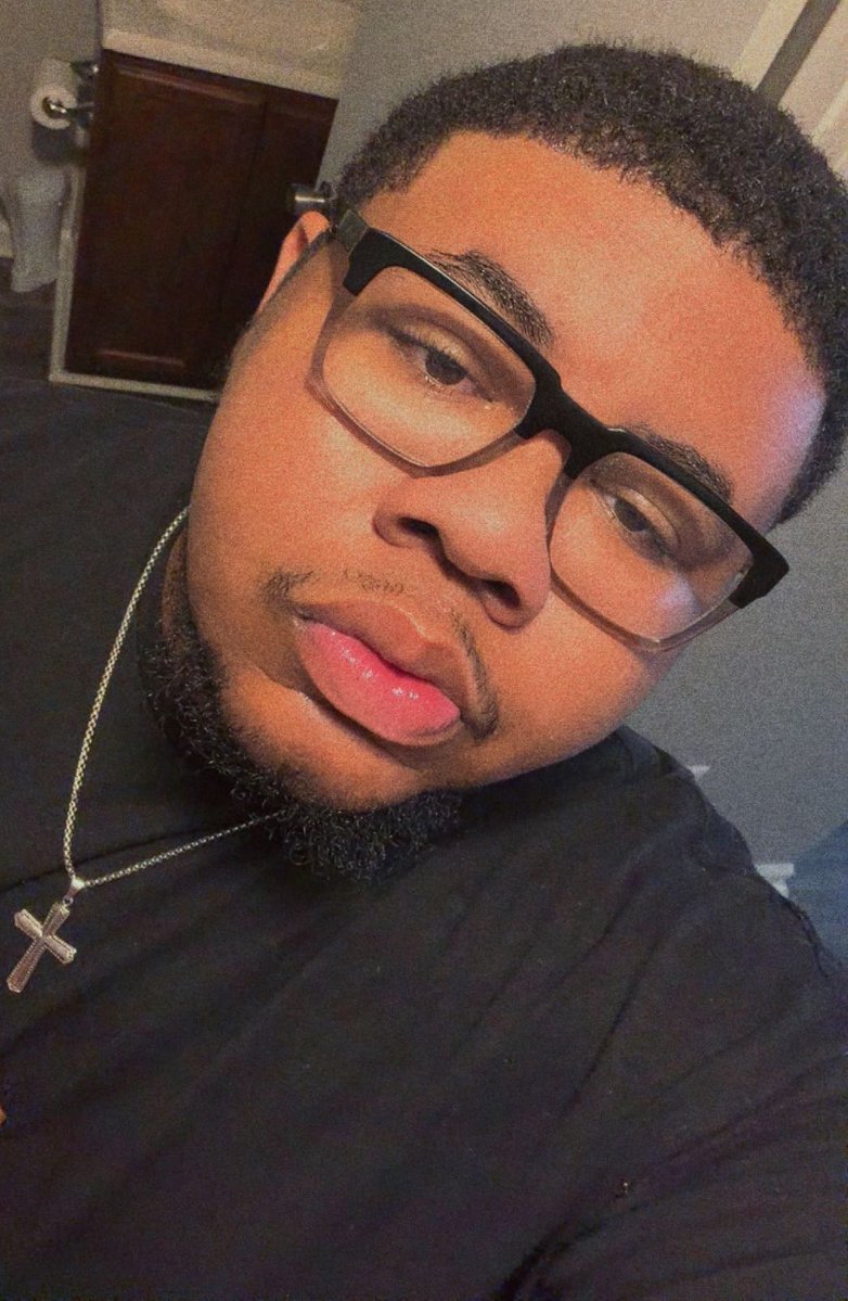Papaa_ND's tweet photo. Tired and I need a cut but I still pretty good 😌 https://t.co/VoURi5v1mO