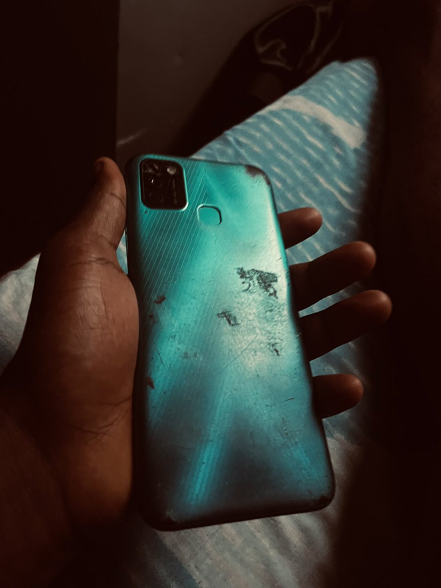 LMH661's tweet photo. @KXLAADE Omo na me need this prayer pass been using this guy for years now na ein still Dey tweet https://t.co/aEJQmykZnt