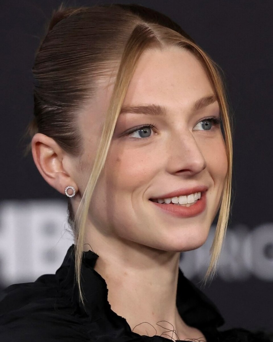 picsaesthe's tweet photo. One glance at Hunter Schafer and you understand the hype. 🔥 https://t.co/75H07v74m9