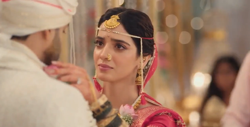 biztanbi's tweet photo. For a change, Dulha ko dekhke Dulhan ko pyaar hoon gaya 😌😍
#ShivDhatri #Jagadhatri https://t.co/MuHE7UNjMN