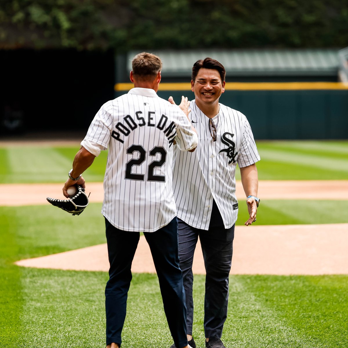 whitesox's tweet photo. always good to see you, Tadahito! https://t.co/NJYZGxrxZw
