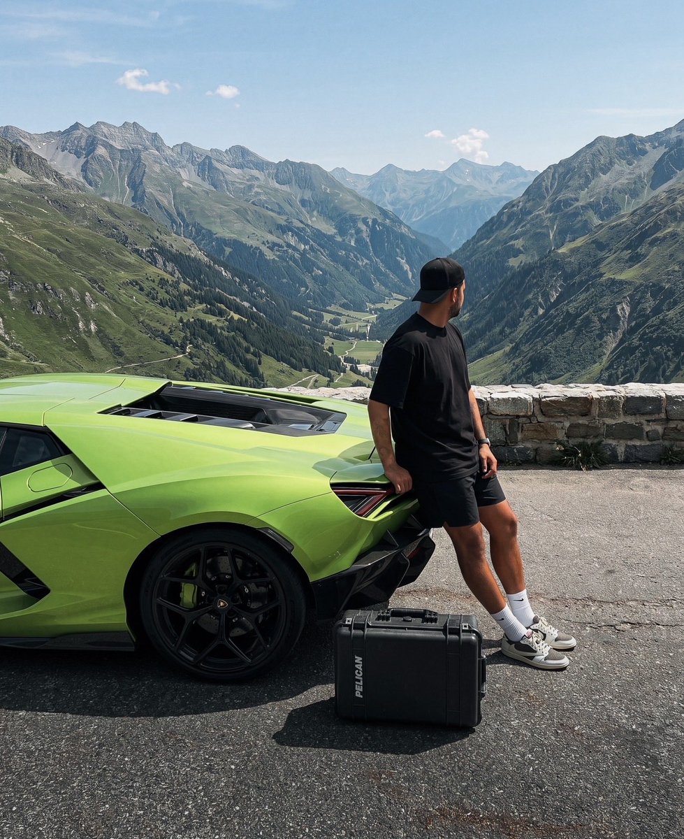 ellvitz's tweet photo. Production in the mountains… 🎬

Couldn’t think of a better place to take a Revuelto https://t.co/m9H2RlMXpH