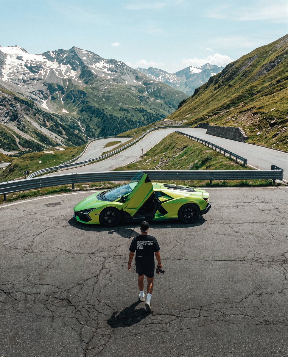 ellvitz's tweet photo. Production in the mountains… 🎬

Couldn’t think of a better place to take a Revuelto https://t.co/m9H2RlMXpH
