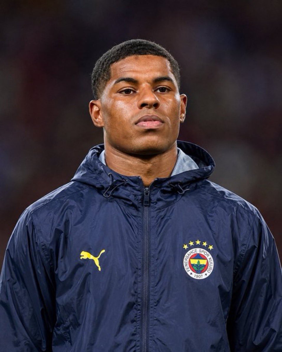 Enes4329's tweet photo. 10+4 değişti de benim mi haberim yok 
Başkanım kaç boyutlu bir satranç oynuyorsun ? 
#greenwood #RashfordFenere https://t.co/jFMtRssHa0