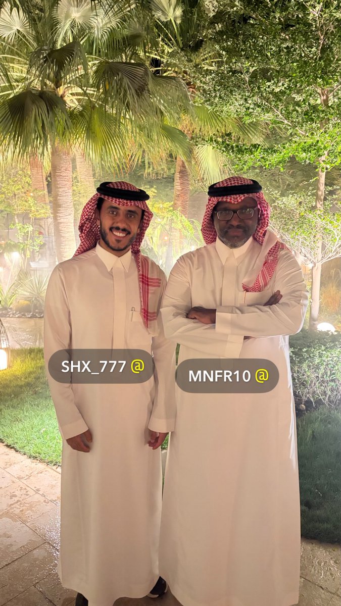 mnfr10's tweet photo. شكرا لصديقي أ.عبدالله الجاسر والشكر موصول لفريق العمل في مجموعة AF على الدعوة الكريمة وحسن الاستقبال وكرم الضيافه 
وكانة فرصة جميلةً ألتقينا بالأصدقاء 
@abdull_aljasser 
@Khuld_2 https://t.co/vxr5DZls1A