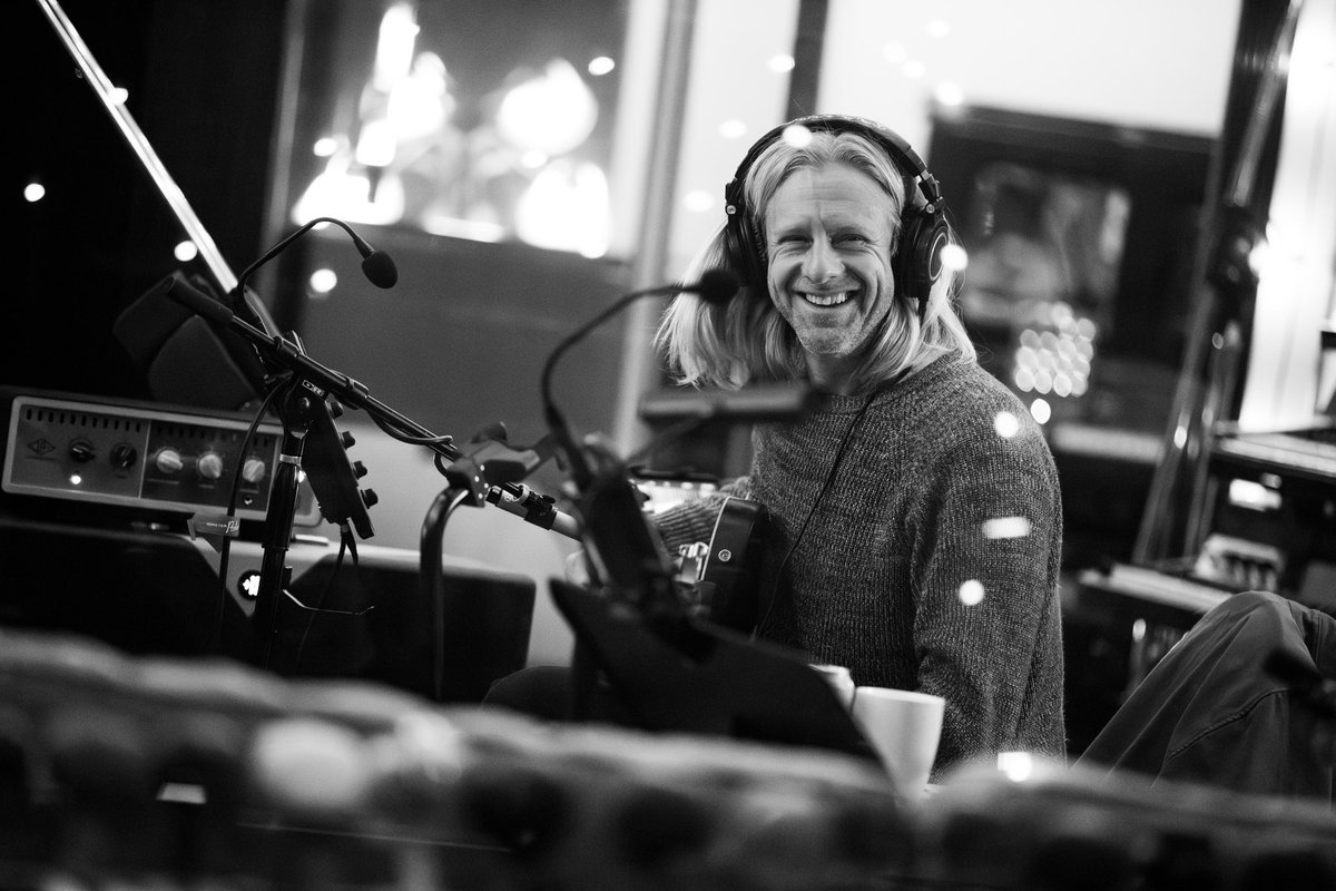 Switchfoot tweet media