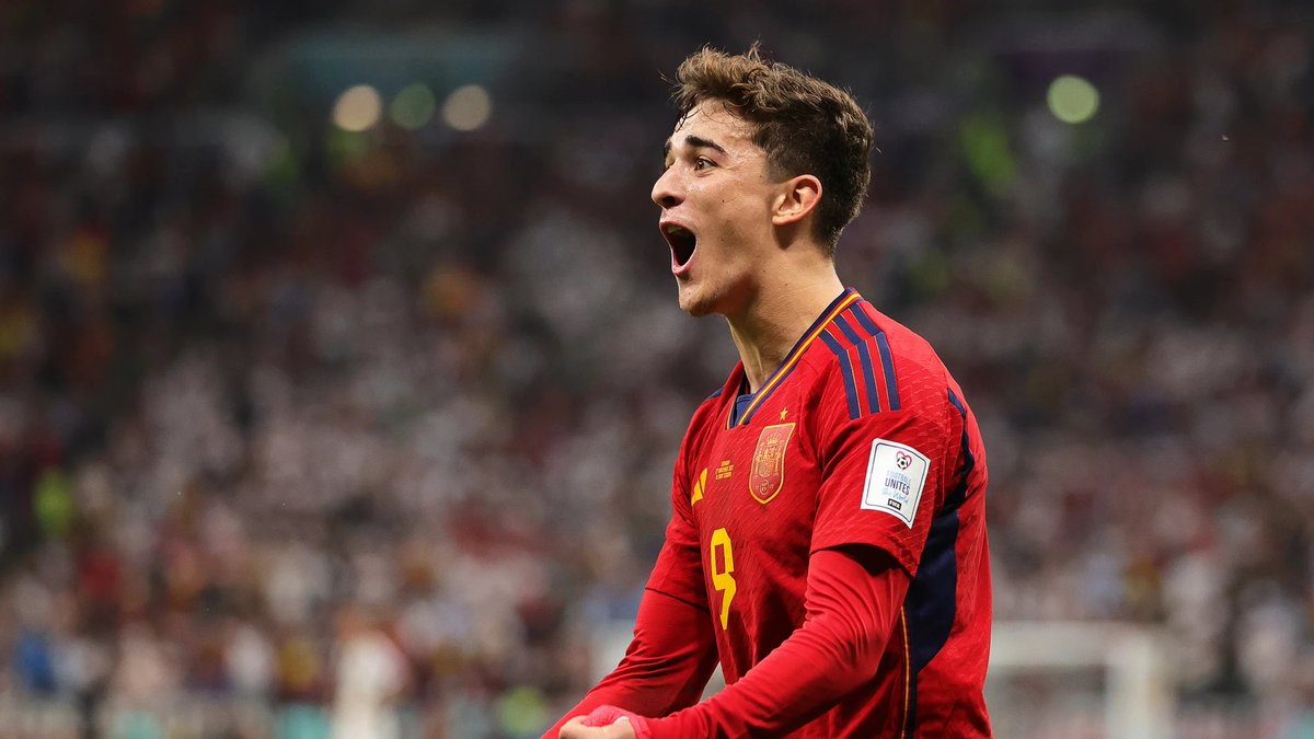 BarcaUniversal's tweet photo. ❗️Gavi: "My dream is to score a rocket in the World Cup final."

Against who?

Gavi: "Leo Messi and Argentina." https://t.co/SzOcSyUN99