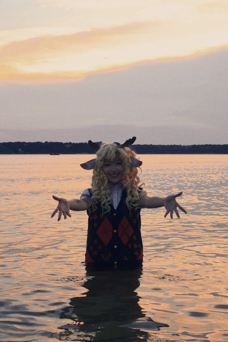 fatfrogcosplay's tweet photo. #DELTARUNE
* The words. . . I’ve been waiting to hear. https://t.co/SvH0Tgl6Hi