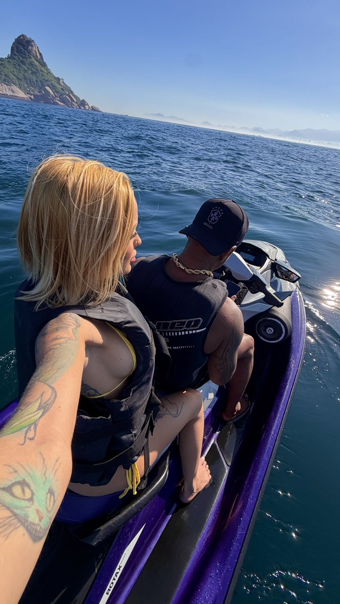 jetcomarcanjo's tweet photo. Meninas Querem Gravar Uma Cena Com Arcanjo No Jet em Alto mar ? 
CHAMA NA DM 
UM NOVO PROJETO ONDE ESTAREMOS DIVULGANDO AS MENINAS NUMA AVENTURA MUITO TOP 
CHAMA NA DM QUE ESTAMOS COM VAGAS NA AGENDA !! 
@Arcanjonegro22 https://t.co/ugbgqLepEd
