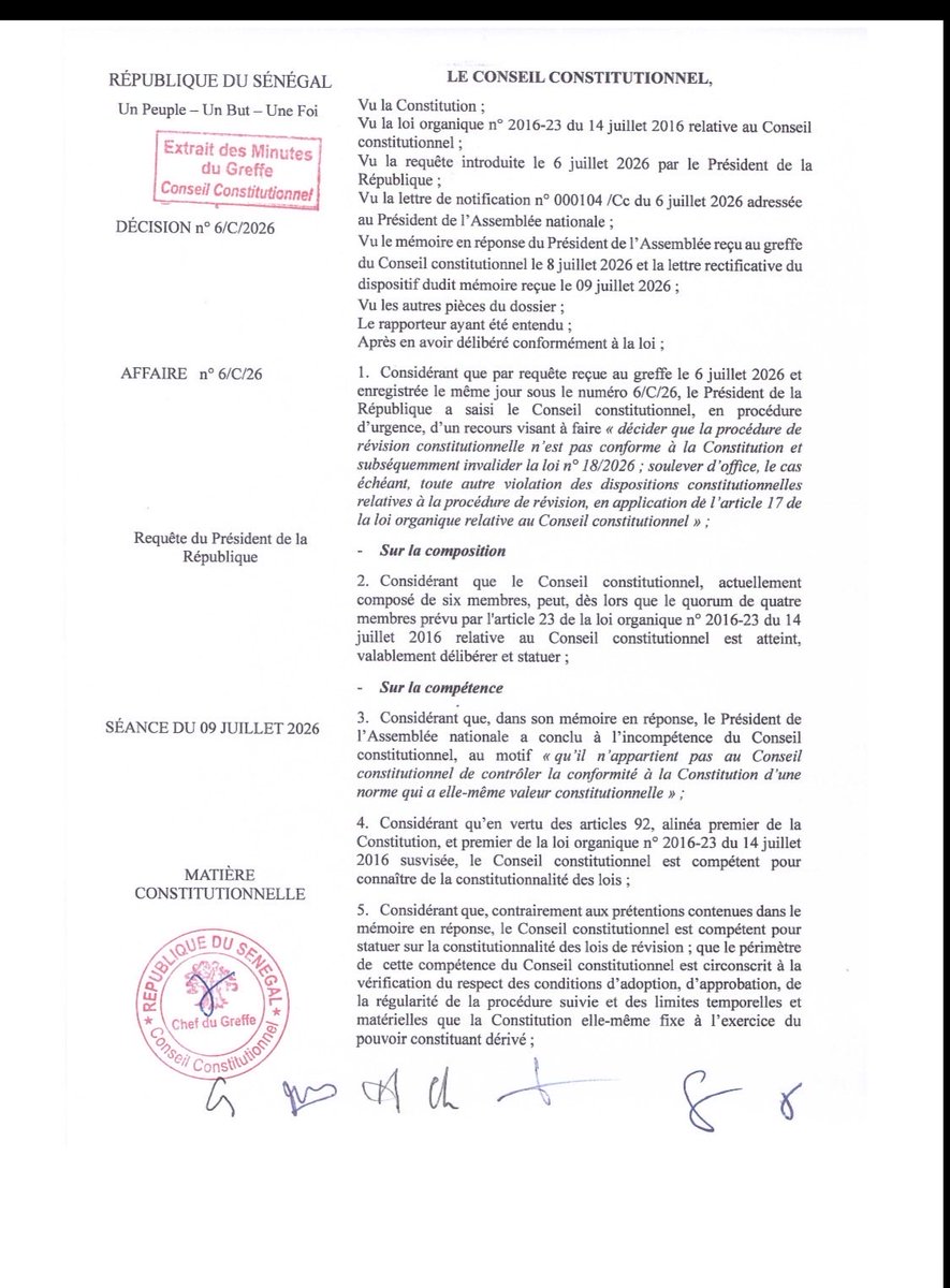 autruicomoi's tweet photo. Le Conseil constitutionnel déclare la proposition de loi votée le 29 juin à l’Assemblée nationale n’est pas conforme à la Constitution. Dans sa décision rendue ce 9 juillet 2026, il évoque les violations des dispositions de l’Article 82 de la Constitution en ses alinéas 2 et 4 https://t.co/uzE12CIor6