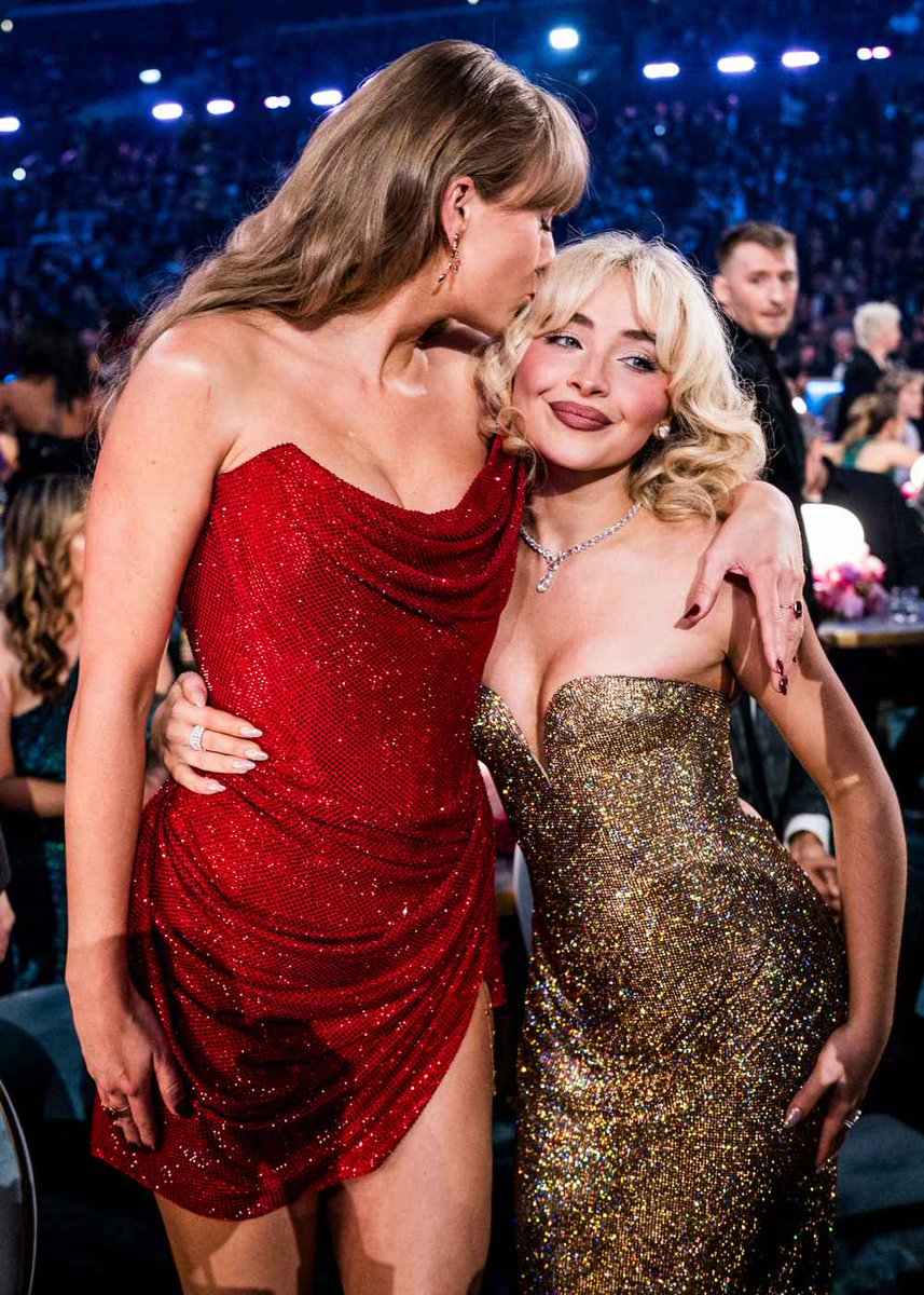 r_rmaccy's tweet photo. @sabrinasgallery Emmy Nominees right there 🙌 https://t.co/oFJpR25U71