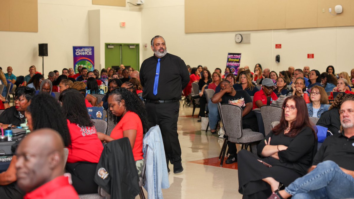 Miami-Dade Schools tweet media