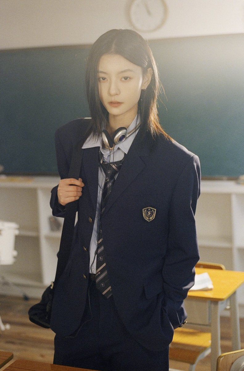 lesbohime's tweet photo. she was just made to play gay roles im sorry like https://t.co/icRwelcoBH