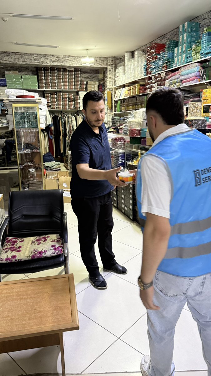 Dsm_mus's tweet photo. Muharrem ayının birlik ve beraberliğimizi güçlendirmesini; gönüllerimize huzur, sofralarımıza bereket, hayatımıza sağlık ve güzellikler getirmesini diliyoruz. 🌿

#MuharremAyı #Aşure #Birlik #Beraberlik #Dayanışma #DenetimliSerbestlik #Muş https://t.co/jYDc0CckW4