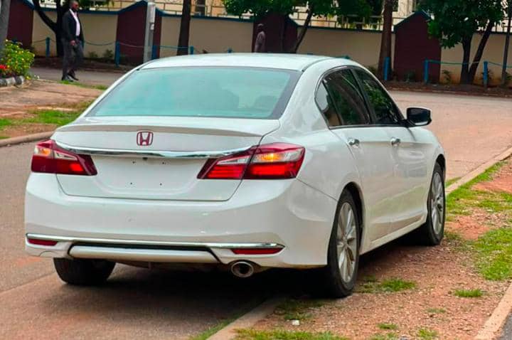 OfficialIb5's tweet photo. DISTRESS HONDA ACCORD 2013 
CLEAN USED
LOCATION ABUJA 
PRICE 7M
08102741056 https://t.co/QI31DomwtK
